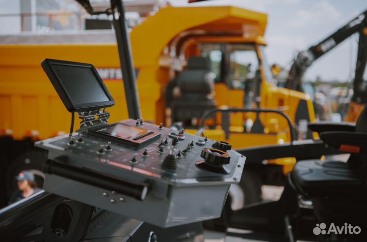 Асфальтобетоноукладчик BULL AP800, 2024