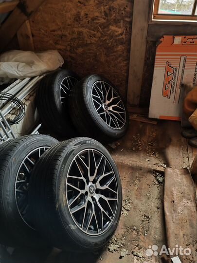 Колеса на toyota camry r18 летние