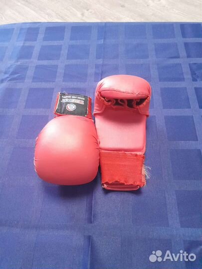 Перчатки для каратэ