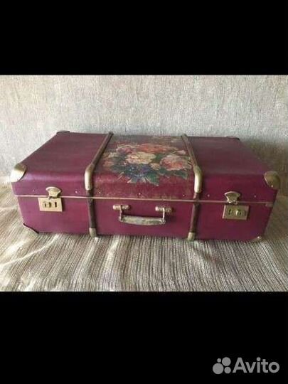 Подарок на день рождения - декоративный чемодан