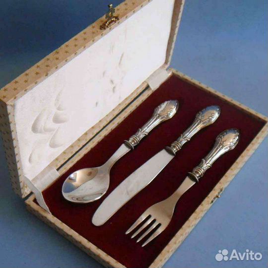 Серебрянный антикварный набор