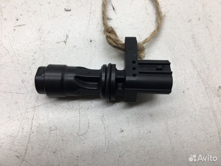 Датчик положения коленвала Honda Stream RN4 K20A