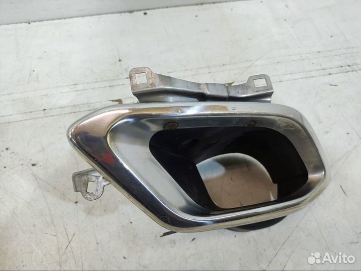 Насадка глушителя задняя правая Lexus Rx 4