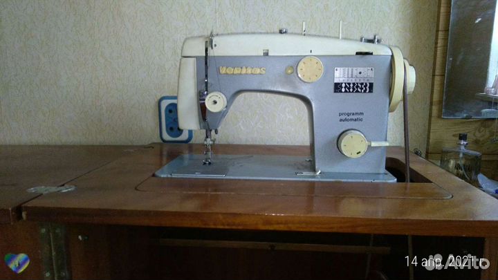 Швейная машина Veritas