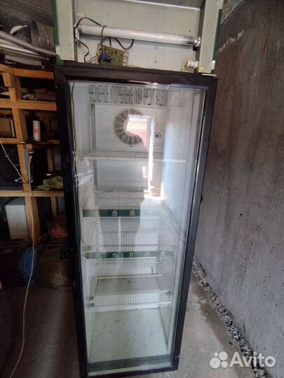 Продам холодильный шкаф