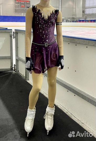 Костюм для фигурного катания 140