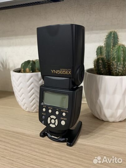 Вспышка YongNuo Speedlite YN-565EX for Nikon