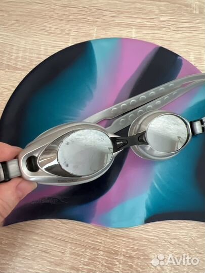 Шапочка и очки для плавания для мальчика