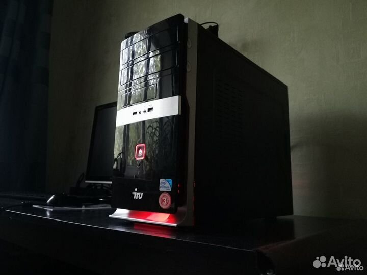 Игровой Core i7 (Xeon) 8/16 ядер + 16GB+ RX580 8gb