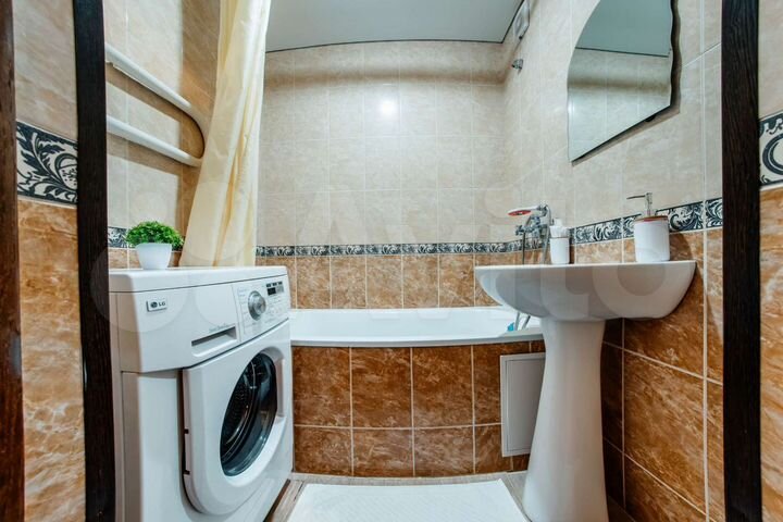 2-к. квартира, 64 м², 2/5 эт.