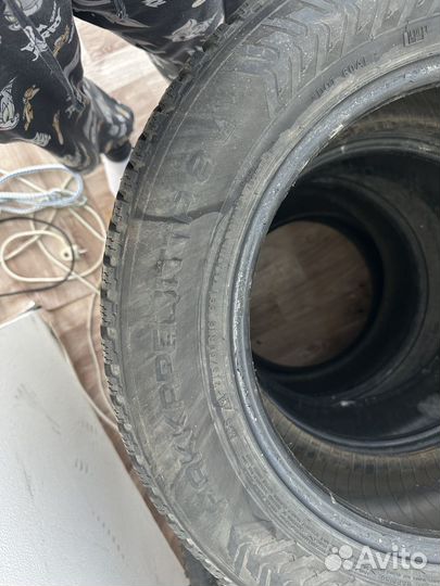 Nokian Tyres Hakkapeliitta 8 215/60 R16 99T