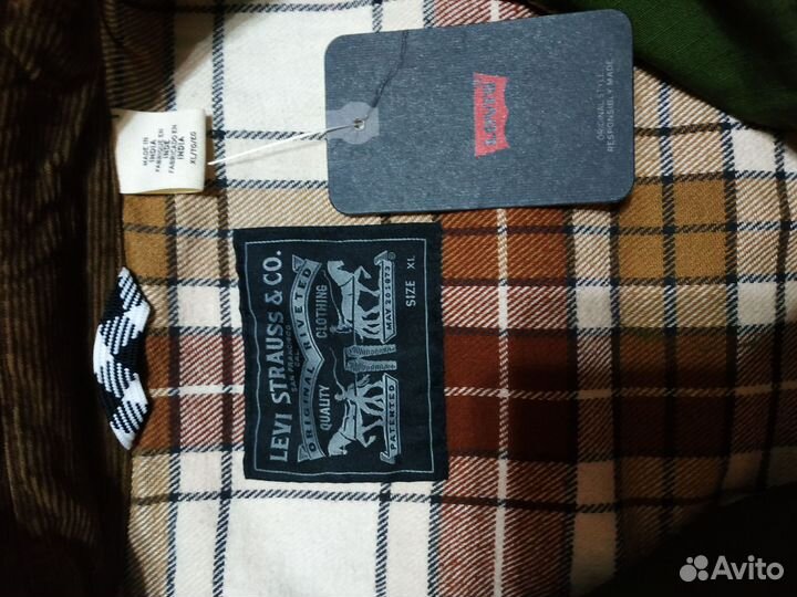 Куртка levis новая