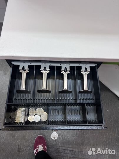 Стойка ресепшн