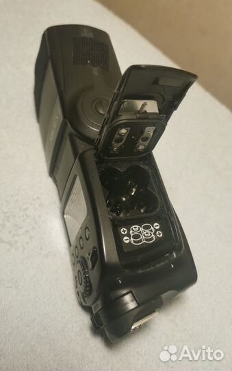 Вспышка для фотоаппарата Canon 580EX ii