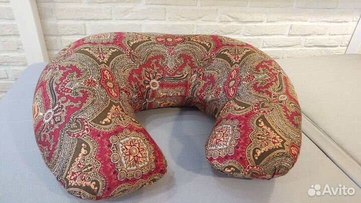 Подушка для кормления грудью