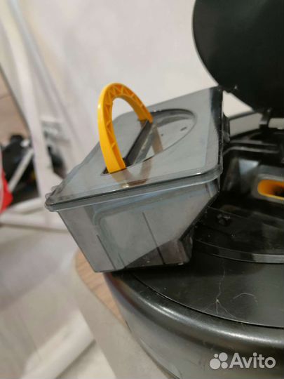 Робот пылесос