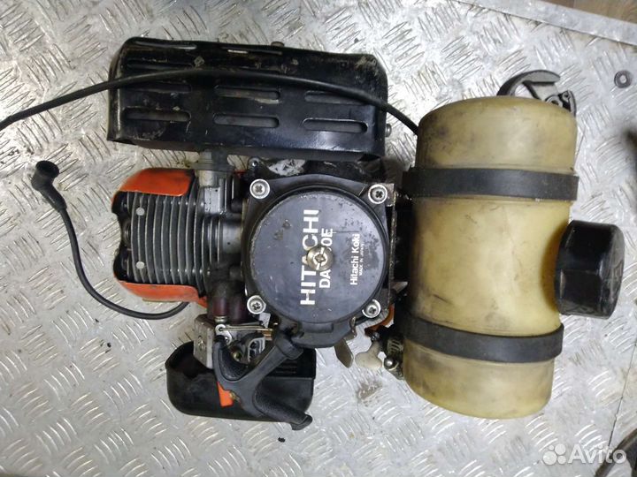 Двигатель Hitachi 300