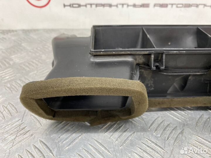 Б/У воздуховод отопителя передний Audi A6 С5 ALF