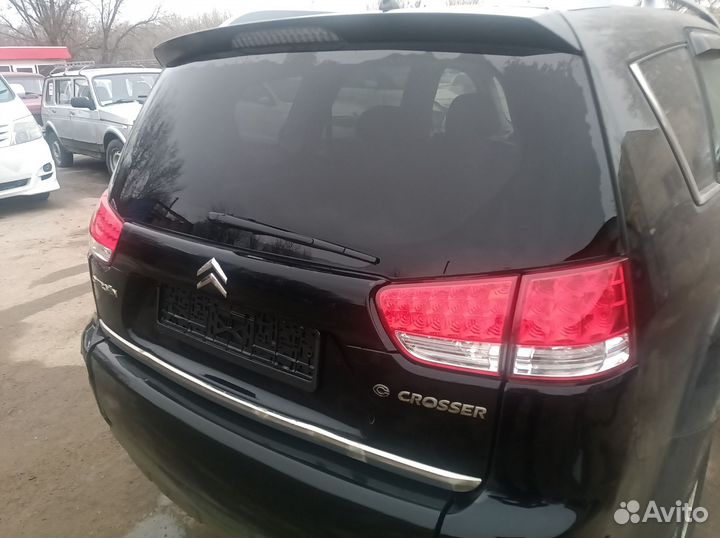 Крышка багажника citroen C crosser