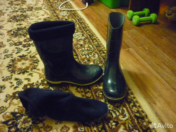 Резиновые сапоги