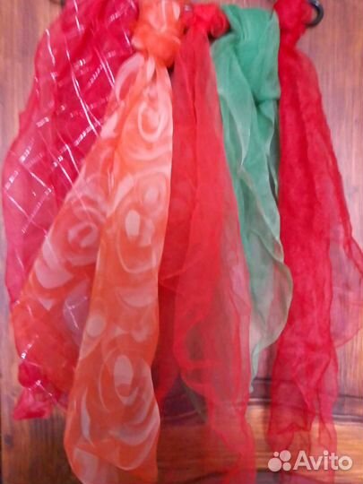 Женские платки для рукоделия