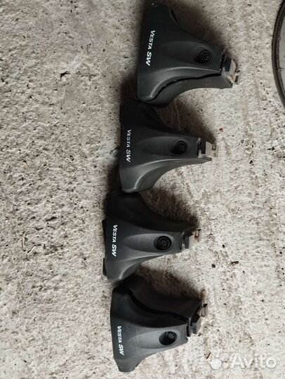 Кронштейны для релингов на лада Весту)