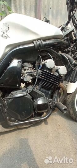 Yamaha fzr400