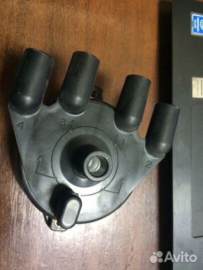 Крышка трамблера Mazda FE