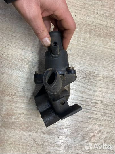 Корпус Термостата Renaula Logan 1 1.6