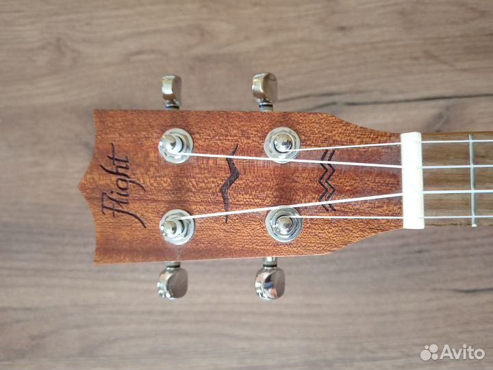 Укулеле Flight