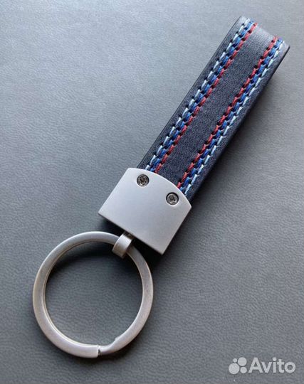 Брелок BMW /M, AMG под карбон, строчка