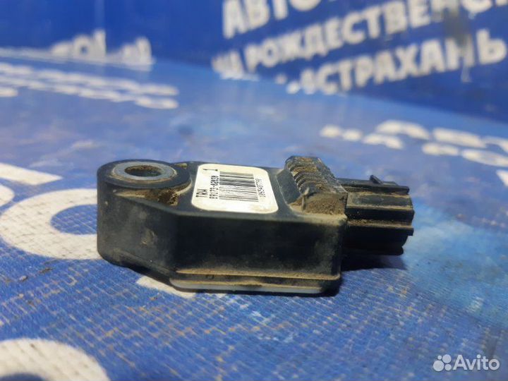 Датчик удара Toyota Corolla 120 хэтчбек 4ZZ-FE