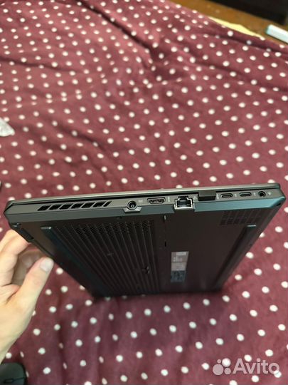 Asus ROG zephyrus G15 G513R