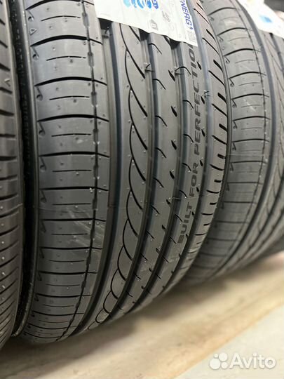 Zeta Alventi 215/40 R17 88Y