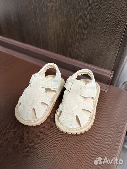 Сандали детские