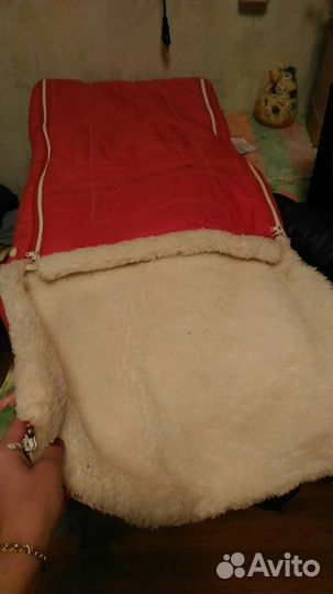 Меховой конверт в коляску