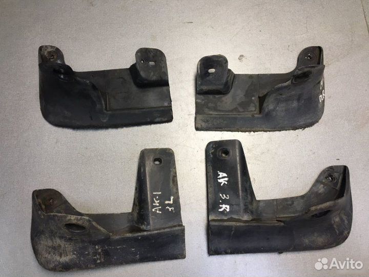 Брызговик Hyundai Accent седан 1.5 G4EC 2002