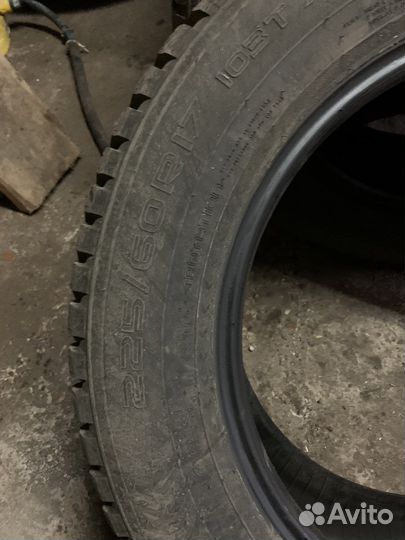 Nokian Tyres Hakkapeliitta 8 SUV 225/60 R17