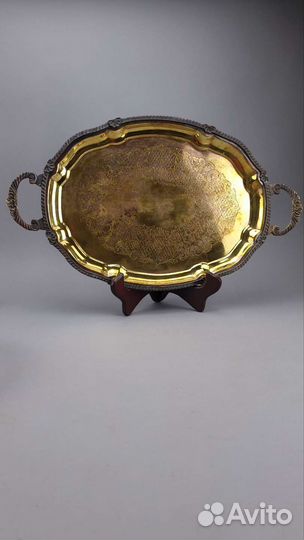 Старинные медные подносы