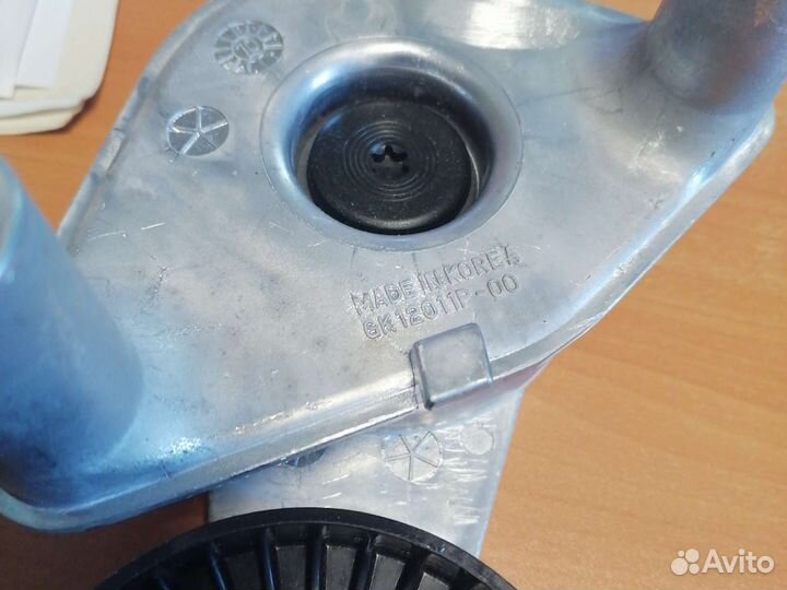 Натяжитель ремня KIA, hyundai