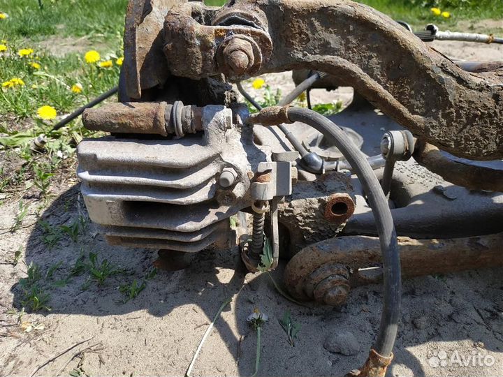 Балка задняя Audi A4 8E cabrio