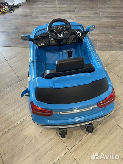 Электромобиль Mercedes-Benz GLA