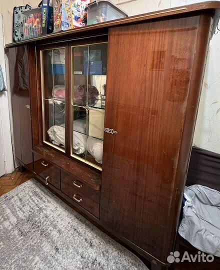 Шкаф сервант хельга