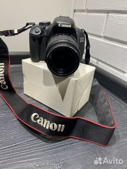 Зеркальный фотоаппарат canon 600d