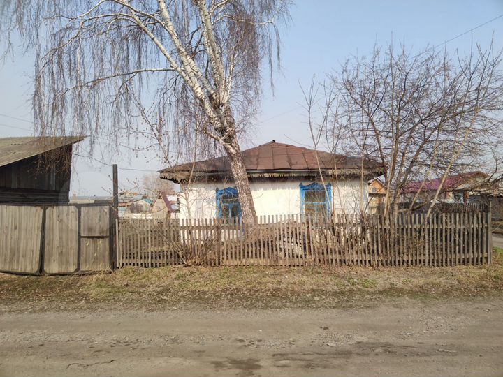 Дом 32,8 м² на участке 7 сот.