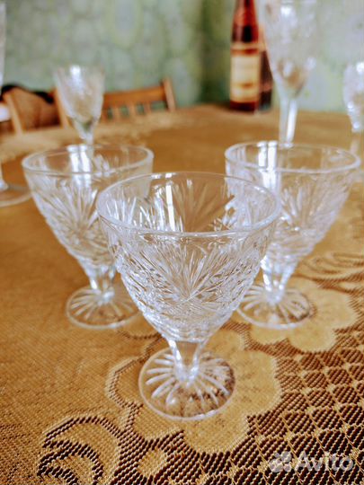 Фужеры, рюмки, стаканы хрустальные