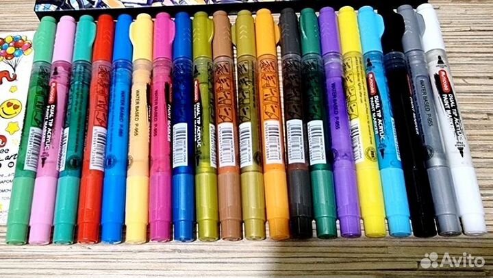 Акриловые маркеры