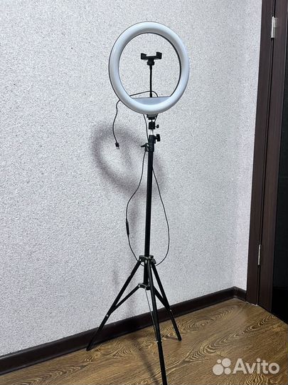 Кольцевая лампа