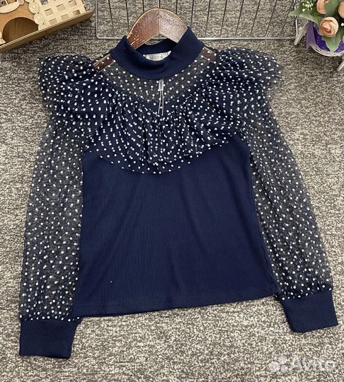 Школьная блузка