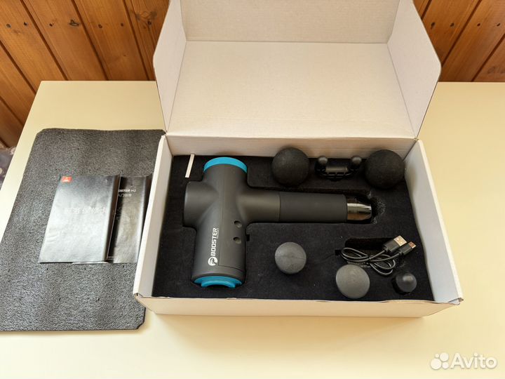 Перкуссионный массажер booster m2